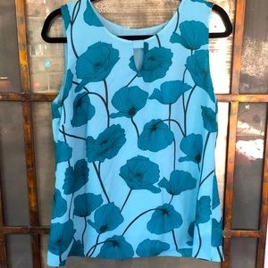 CAbi, 3268 Blue Poppy Floral Size M